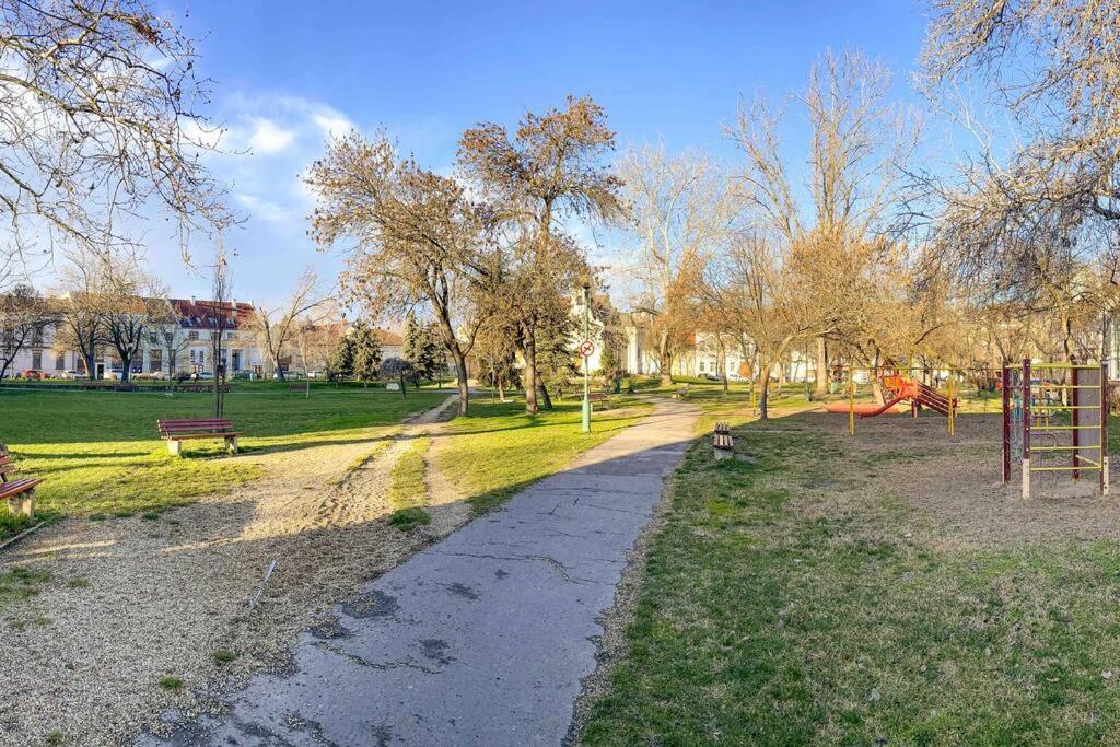 Lechner Mansion Apartment Szeged Luaran gambar